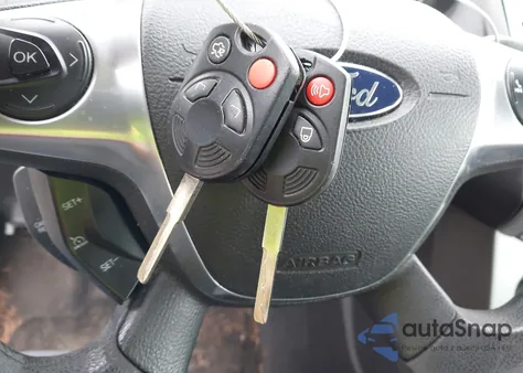 2014 Ford Focus Se z USA, uszkodzony, nr VIN 1FADP3F22EL192184